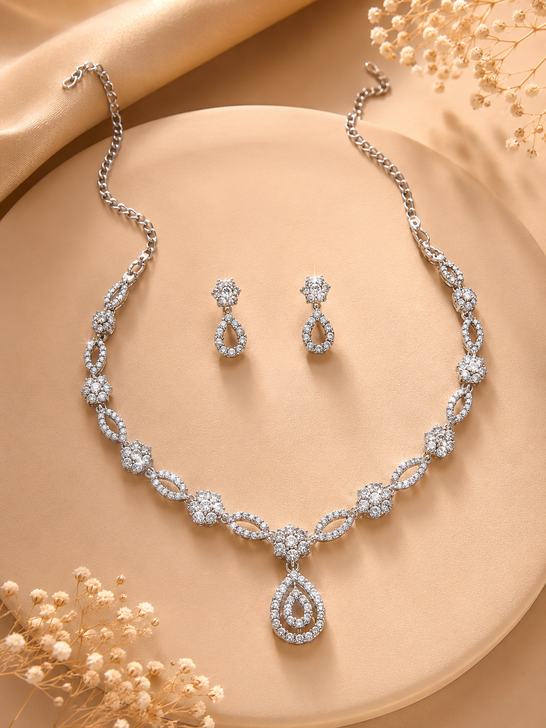 ✨ Royal Bloom Diamond Necklace Set