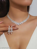 Celestia Leaf Diamond Set